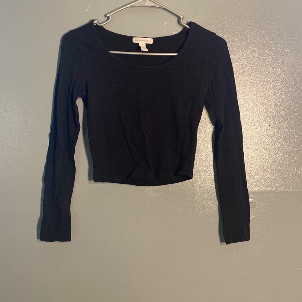 Black Long Sleeve Crop Top
